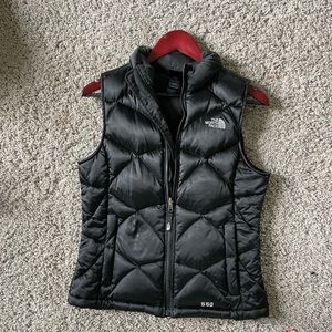 Black north face puffer vest